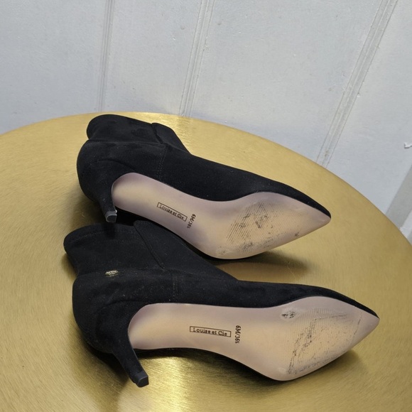 Louise et Cie Vimmy Black Suede Sock Pointed toe Kitten Heels Size 6M✌️ - Picture 5 of 10